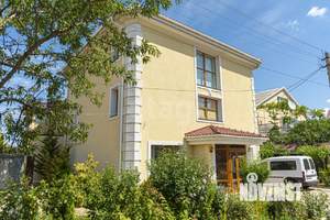 Дом 314м&sup2;, 3-этажный, участок 10 сот.  