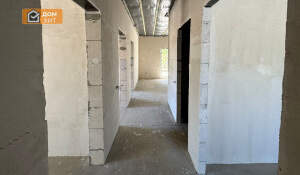 Дом 100м&sup2;, 1-этажный, участок 4 сот.  