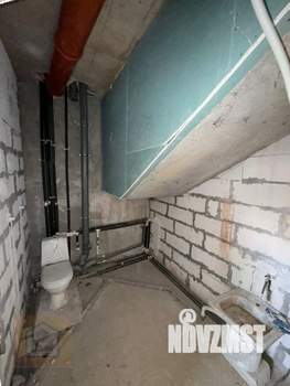 Дом 207м², 3-этажный, участок 1 сот.  