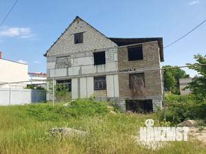 Дом 292м², 2-этажный, участок 6 сот.  