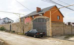 Дом 255м&sup2;, 2-этажный, участок 8 сот.  