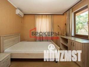 Дом 200м², 2-этажный, участок 11 сот.  