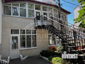 Коттедж 180м&sup2;, 2-этажный, участок 3 сот.  