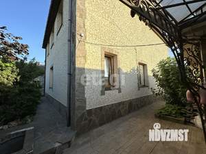 Дом 208м², 2-этажный, участок 6 сот.  