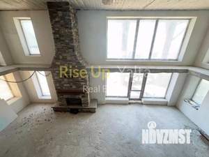 Дом 430м&sup2;, 4-этажный, участок 21 сот.  