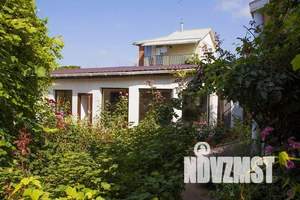 Дом 133м², 2-этажный, участок 4 сот.  