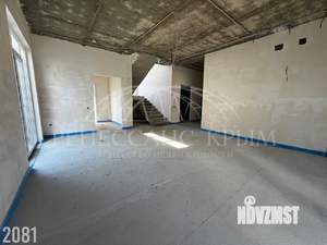 Дом 140м&sup2;, 2-этажный, участок 4 сот.  