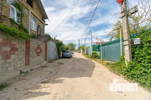 Дом 200м&sup2;, 3-этажный, участок 7 сот.  