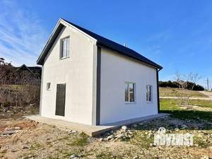 Дом 85м&sup2;, 2-этажный, участок 4 сот.  