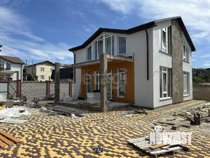 Дача 142м², 2-этажный, участок 5 сот.  