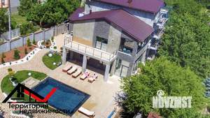 Дом 527м², 3-этажный, участок 11 сот.  