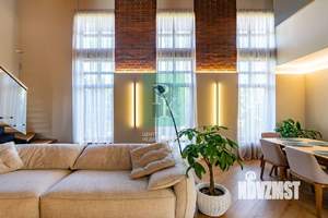 Дом 187м², 2-этажный, участок 4 сот.  