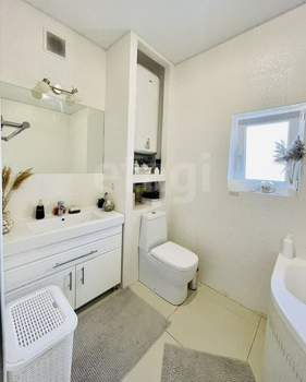 Дом 164м², 3-этажный, участок 452 сот.  