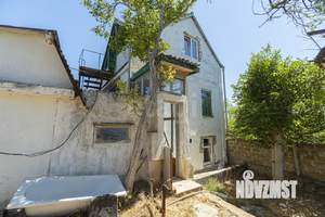 Дом 110м&sup2;, 3-этажный, участок 6 сот.  