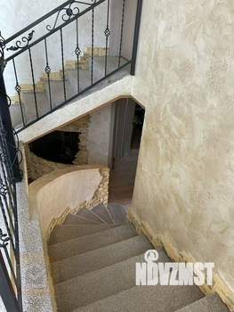 Дом 210м², 3-этажный, участок 6 сот.  