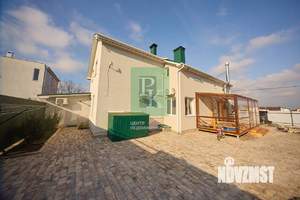 Дом 233м², 2-этажный, участок 8 сот.  