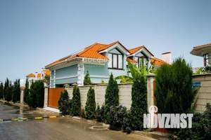 Дом 345м², 2-этажный, участок 10 сот.  