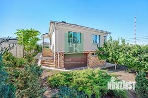 Дом 175м², 2-этажный, участок 8 сот.  