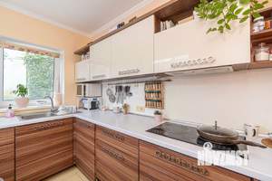 Дом 180м², 2-этажный, участок 5 сот.  