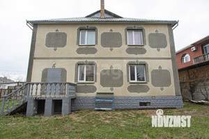 Дом 338м², 3-этажный, участок 6 сот.  