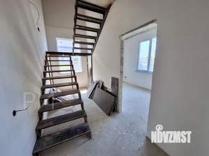 Коттедж 172м², 2-этажный, участок 5 сот.  
