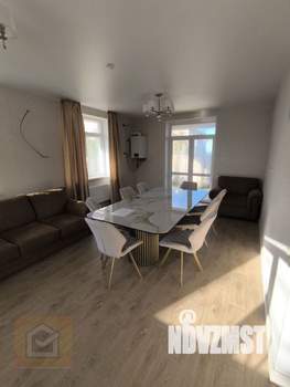 Дом 181м², 2-этажный, участок 4 сот.  