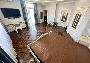 Дом 341м², 3-этажный, участок 7 сот.  