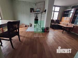 Дом 53м&sup2;, 2-этажный, участок 9 сот.  