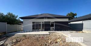 Дом 130м², 1-этажный, участок 6 сот.  