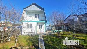 Дом 50м&sup2;, 2-этажный, участок 4 сот.  