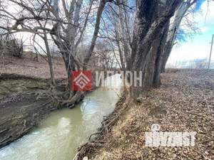 Дом 200м&sup2;, 2-этажный, участок 4 сот.  