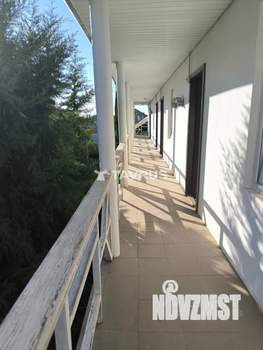 Дом 1200м², 2-этажный, участок 10 сот.  