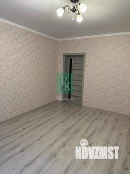 Дом 280м&sup2;, 2-этажный, участок 4 сот.  