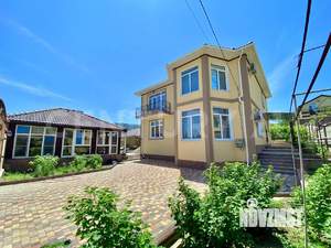 Дом 220м², 2-этажный, участок 10 сот.  