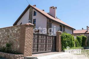 Дом 256м², 3-этажный, участок 10 сот.  