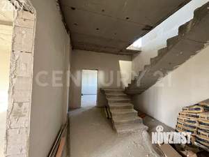 Дом 180м², 2-этажный, участок 6 сот.  