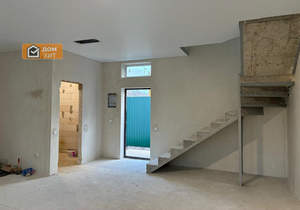 Дом 100м², 2-этажный, участок 5 сот.  