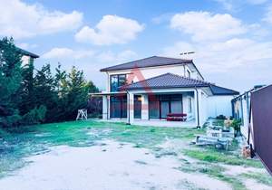 Дом 300м², 2-этажный, участок 4 сот.  