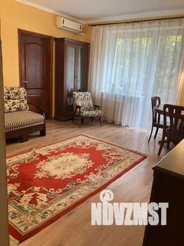 1-к квартира, посуточно, 40м2, 2/4 этаж