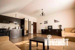 2-к квартира, посуточно, 46м2, 1/1 этаж