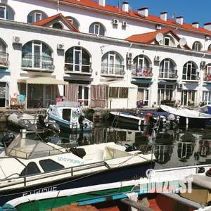 2-к квартира, посуточно, 55м2, 1/1 этаж