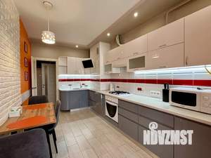 1-к квартира, посуточно, 43м2, 2/10 этаж