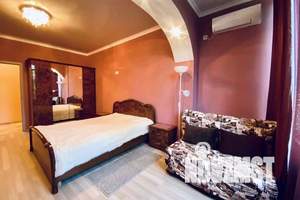 1-к квартира, посуточно, 45м2, 2/6 этаж