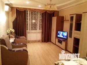 1-к квартира, посуточно, 45м2, 3/5 этаж