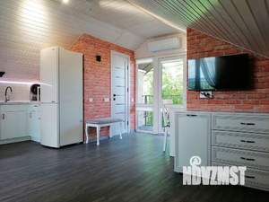 Студия квартира, посуточно, 35м2, 2/2 этаж