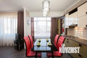 1-к квартира, посуточно, 53м2, 4/10 этаж