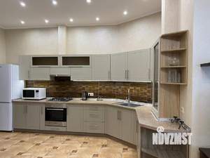 2-к квартира, на длительный срок, 85м2, 1/3 этаж