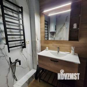 2-к квартира, посуточно, 42м2, 1/5 этаж