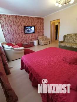 1-к квартира, посуточно, 56м2, 5/10 этаж