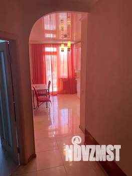 1-к квартира, посуточно, 45м2, 4/10 этаж